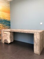 Steigerhouten robuust bureau Florida met dichte zijkanten