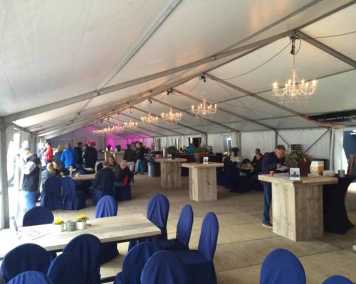 steigerhouten statafels, picknicks tafels voor evenementen