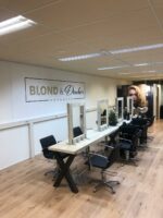 Industriële tafel Bangor met stalen x poten