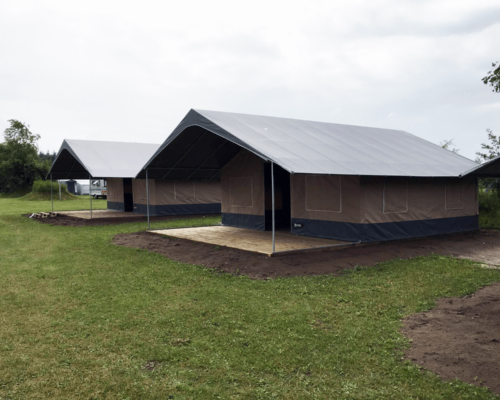 Inrichting in Steigerhout Camping Molencaten