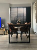 Steigerhouten tafel Clover met stalen O-poot