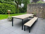 Steigerhouten tafel Aloy met industrieel onderstel