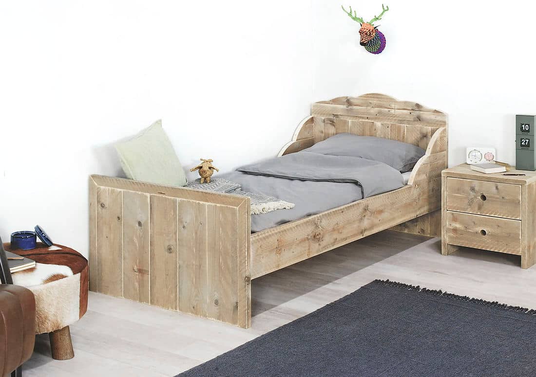 Steigerhouten bed Capac