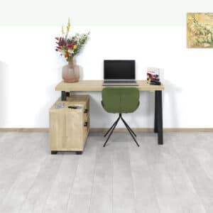 Steigerhouten bureau Bulan
