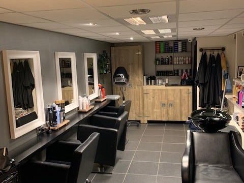 Inrichting in steigerhout Kapsalon Inrichting in steigerhout Kapsalon