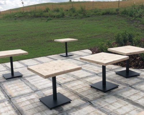 Statafels-met-stalen-onderstel