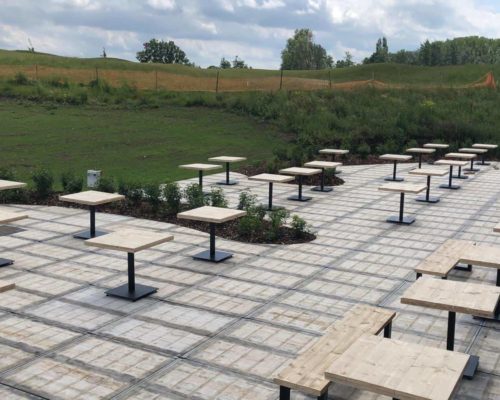 steigerhout-vierkante-tafels-horeca