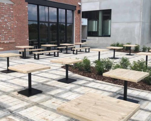 vierkanten-industriele-tafels-steigerhout