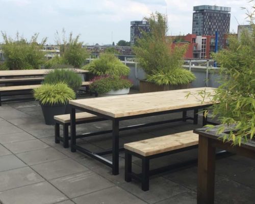 terrassen-bedrijf-industriele-meubelen Dakterras inrichting industriele meubelen