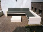 Steigerhouten loungebank Brandon met open onderkant