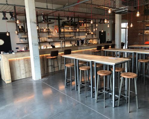 Overzicht steigerhouten bar en bartafel Overzicht steigerhouten bar en bartafel