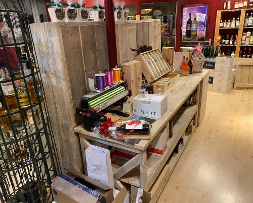 Steigerhouten displaykasten voor winkels Steigerhouten displaykasten voor winkels