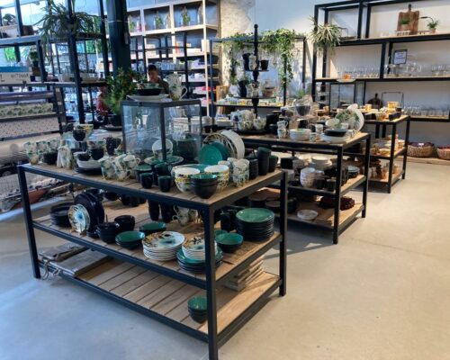 Industriele displaytafels van steigerhout Industriele displaytafels van steigerhout