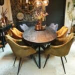 Mangohout tafel ovaal zwart Parson met matrixpoot