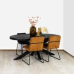 Mangohout tafel ovaal zwart Parson met matrixpoot