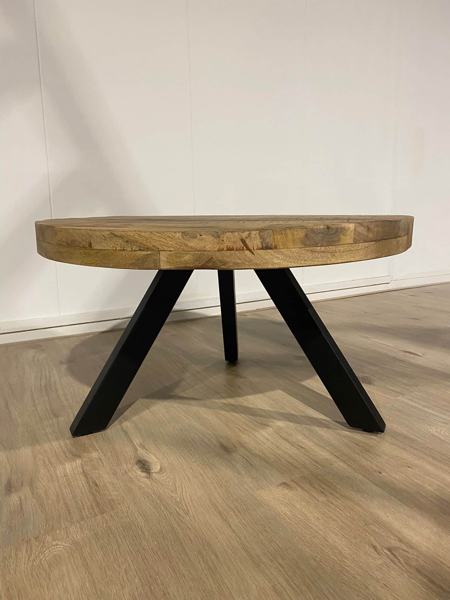 Salontafel naturel mangohout rond Salontafel rond mangohout naturel