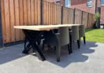Steigerhouten tuintafel Faro met stalen X poten