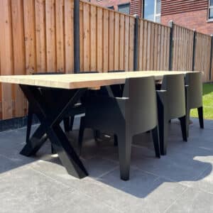 Steigerhouten tuintafel Faro met stalen X poten