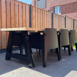 Steigerhouten tuintafel Jean met stalen A poten