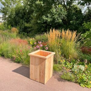 Bloembak Reza van douglashout