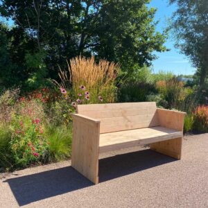 Douglas tuinbank Dani