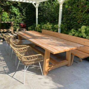 Douglas tafel Nena met A poten en dwarsbalk
