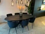 Eikenhouten tafel Ava ovaal met matrixpoot