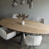 Deens ovale eikenhouten eettafel Ted met matrixpoot