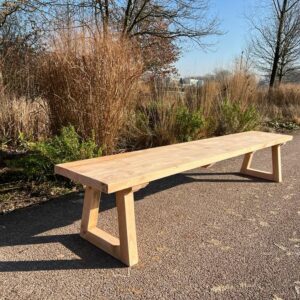 Douglas bankje Huub met trapeze poten