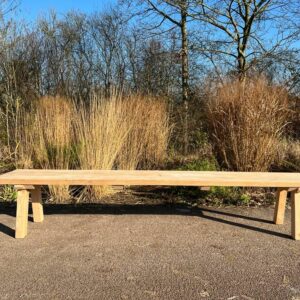 Douglas bankje Fem met schuine poten