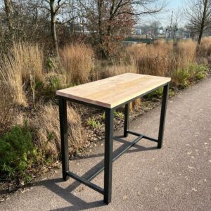 Industriële bartafel Aidan douglashout