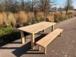 Douglas tuintafel Lark met rechte poten