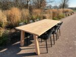 Tuintafel Ines met schuine poten douglas