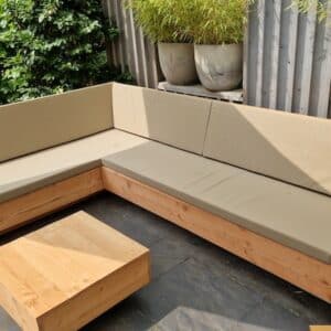 Douglashouten loungebank Babou zwevend model