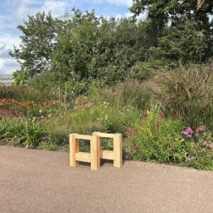 Douglashouten H poten smal bankje