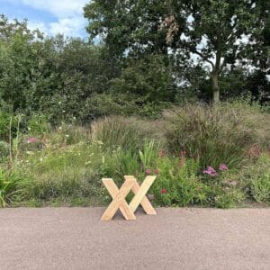 Douglashouten X poten bankje