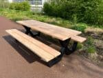 Douglashouten picknicktafel Eupen met stalen X poten