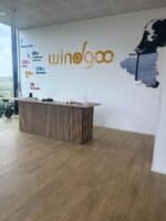 Eikenhouten toonbank Elodie met akoestische panelen