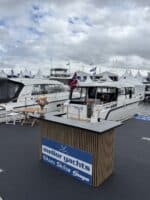 Eikenhouten toonbank Victoria met akoestische panelen