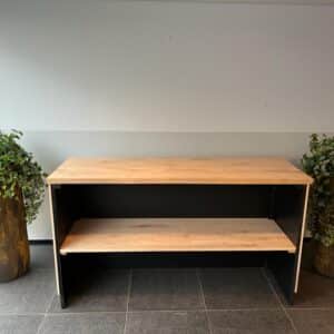 Eikenhouten toonbank Nathan met akupanelen