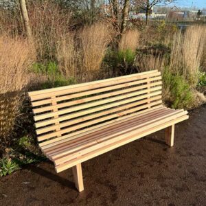 Douglashouten bank Pascal met latten