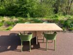 Douglashouten tuintafel Kelly met houten matrixpoot