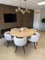 Eikenhouten tafel Milan