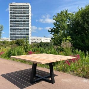 Douglashouten tafel Melvin