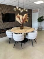 Eikenhouten ronde tafel Rumi