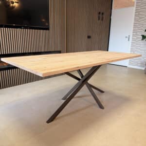 Eikenhouten tafel Piona