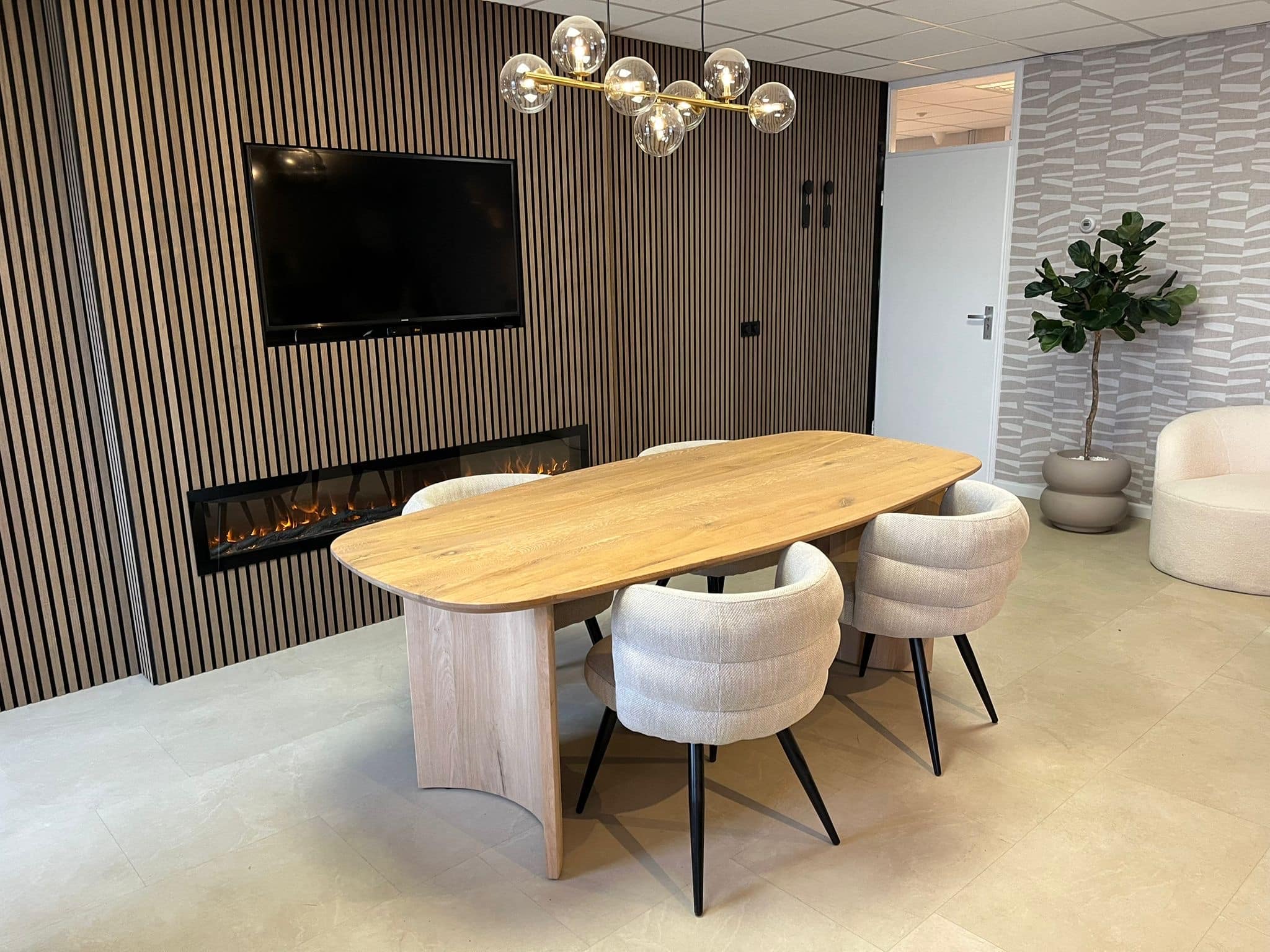 NordXL Eikenhouten tafel Fioz