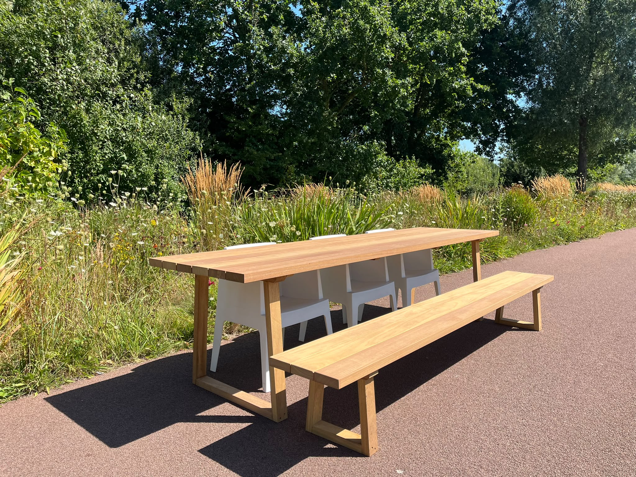 Irokohouten tafel Lucio